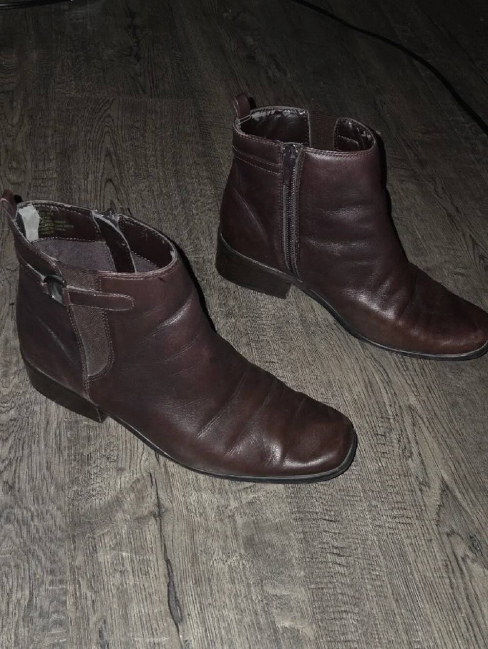 St. John's Bay Brown Leather Ankle Chukka Boots